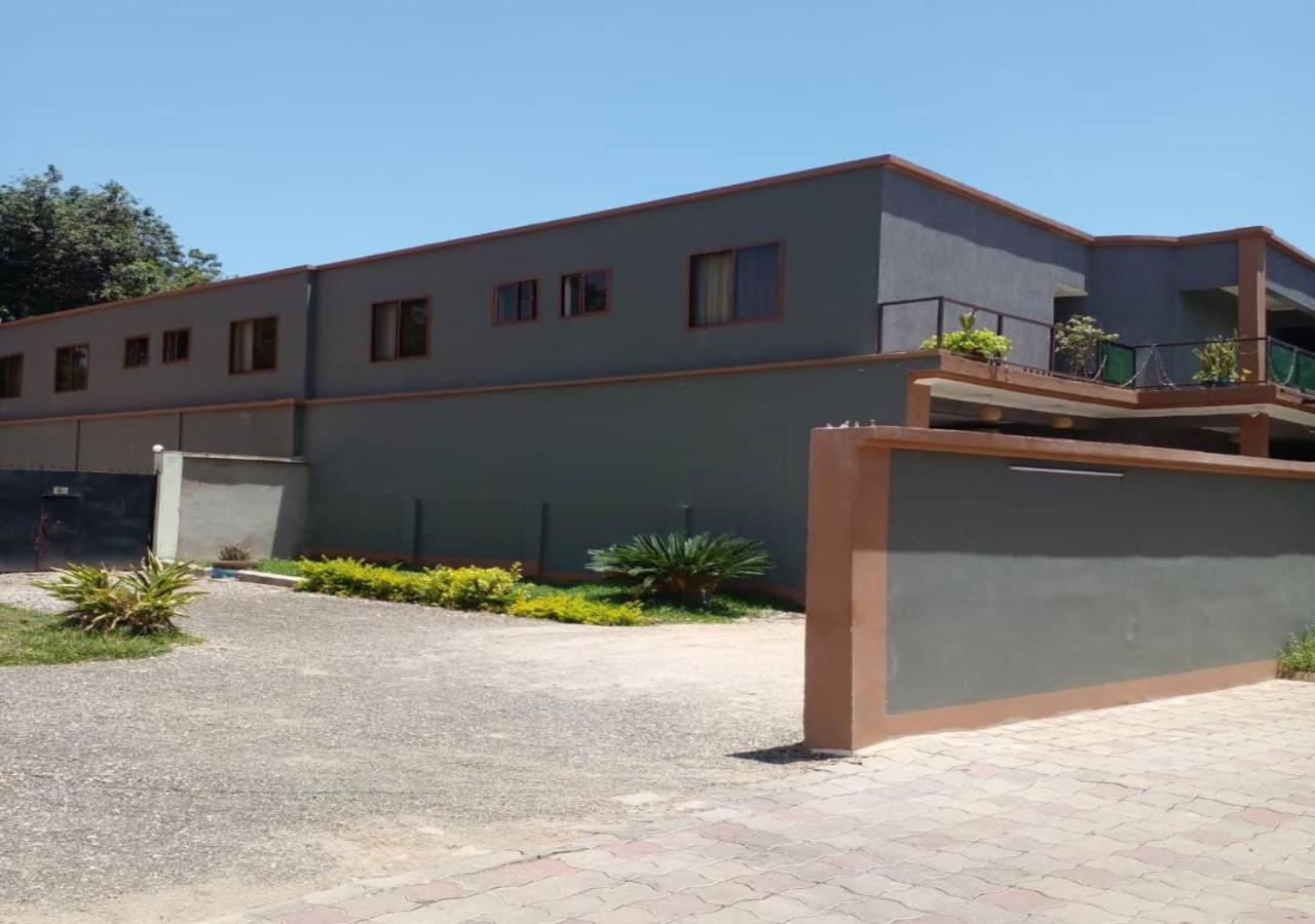 Lush Garden Business Hotel Αρούσα Εξωτερικό φωτογραφία